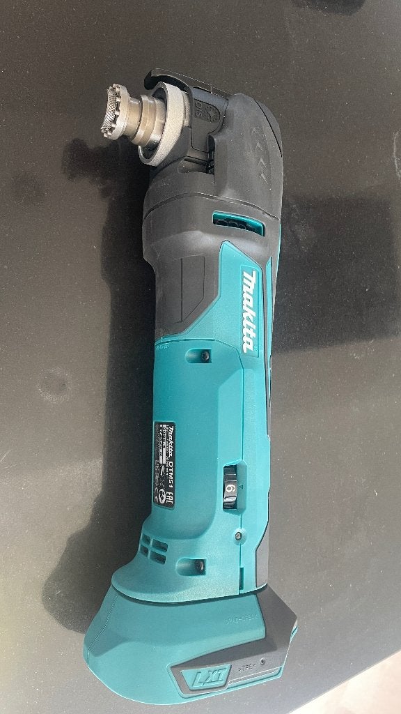 Makita Multitool DTM51Z, Ophalen, Zo goed als nieuw, Multitool, Makita