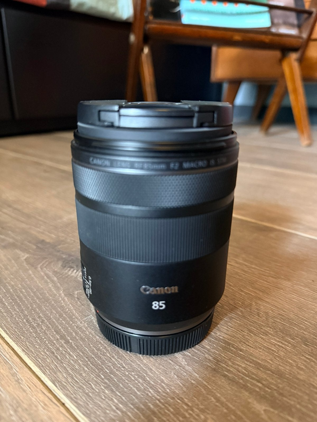 Canon RF 85mm f/2.0 Macro IS STM, Als nieuw, Portret & Macro, Ophalen of Verzenden, Zo goed als nieuw, Macrolens