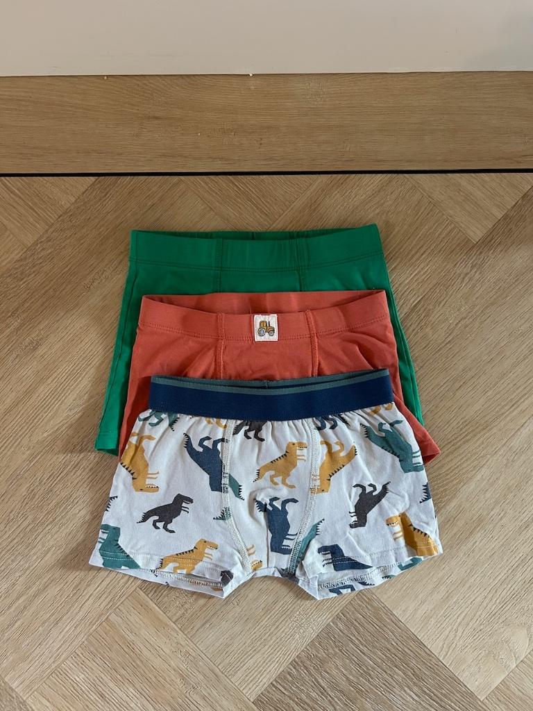 Z.g.a.n. 3 x onderbroeken / shorts, Hema H&M, mt.122 128, Nacht- of Onderkleding, Ophalen of Verzenden, Zo goed als nieuw, Hema