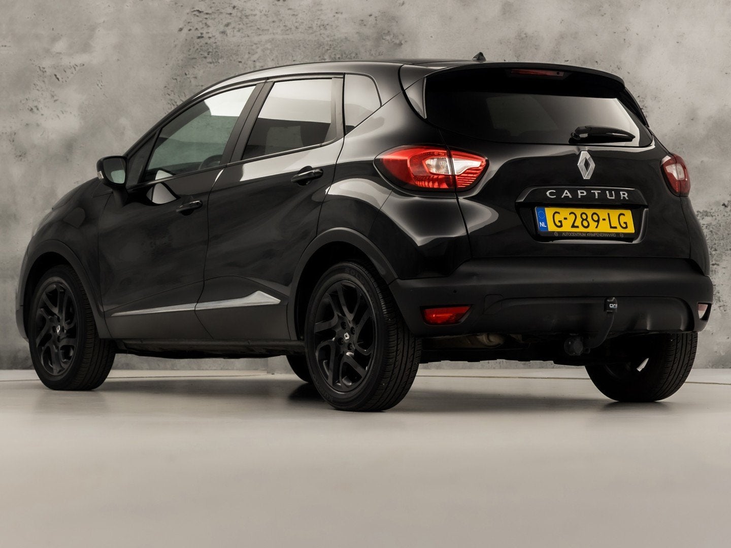 Renault Captur 1.2 TCe Dynamique Automaat (NAVIGATIE, BLACK, Stof, Zwart, 4 cilinders, Zwart
