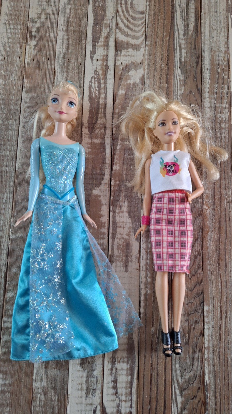 Elsa en Barbie pop - Frozen en mode pop, Ophalen of Verzenden, Gebruikt, Barbie