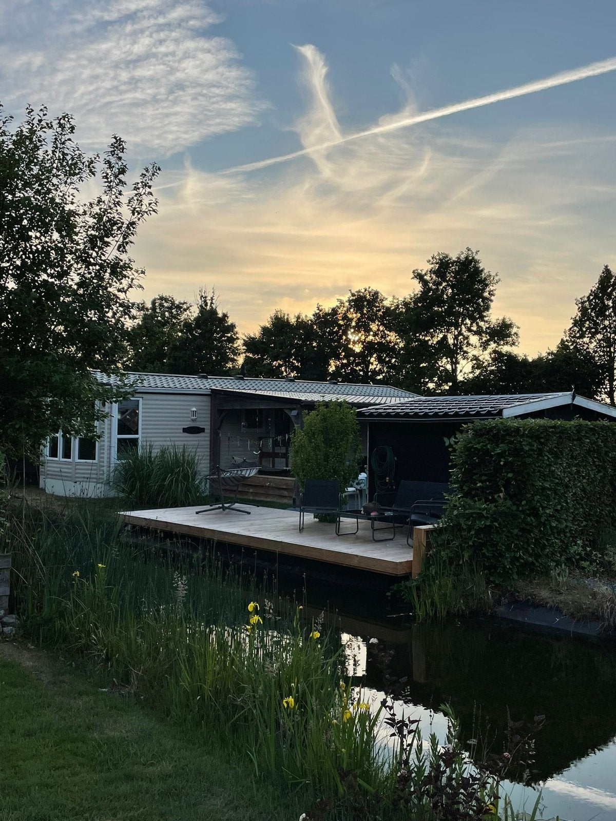 Chalet aan het water op Vakantiehoeve Si Es An, Balkbrug, Tot en met 4