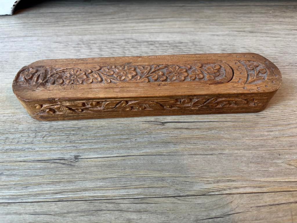 Handgesneden houten Qalamdan/ pennendoos, Antiek en Kunst, Overige onderwerpen, Houtsnijwerk, Ophalen of Verzenden, Handgemaakt