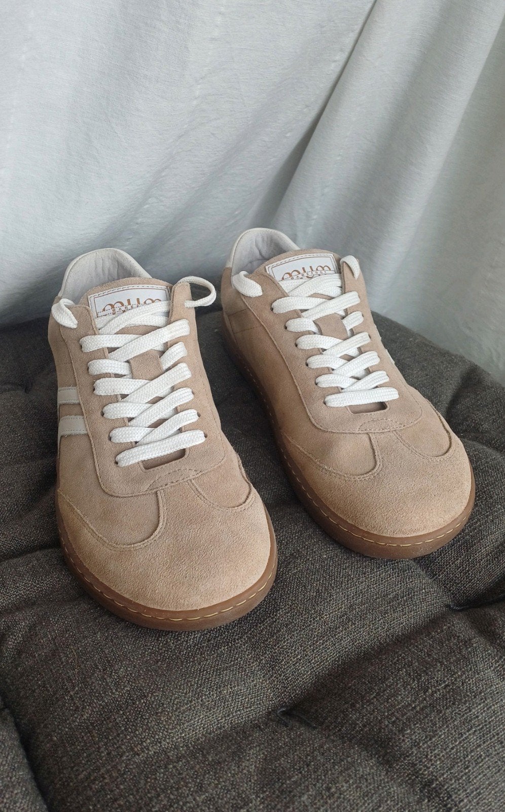 MUM Barefoot 41, Kleding | Dames, MUM Barefoot, Beige, Ophalen of Verzenden, Sneakers of Gympen