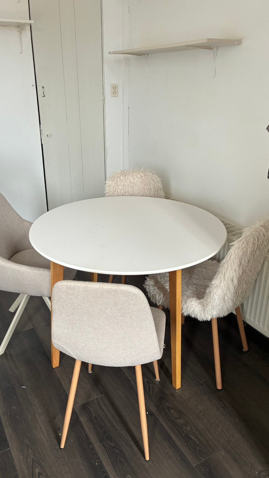 Tafel plus bijpassende stoelen, Ophalen, Zo goed als nieuw, Rechthoekig, 50 tot 100 cm
