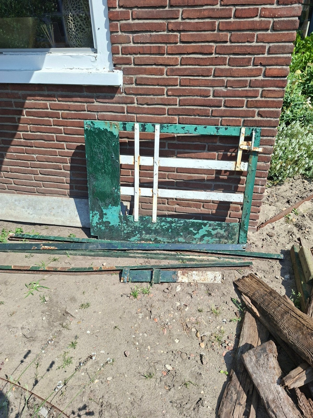 Oud ijzeren hekwerk + rails, Tuin en Terras, Ophalen, IJzer, Minder dan 3 meter, Minder dan 1 meter