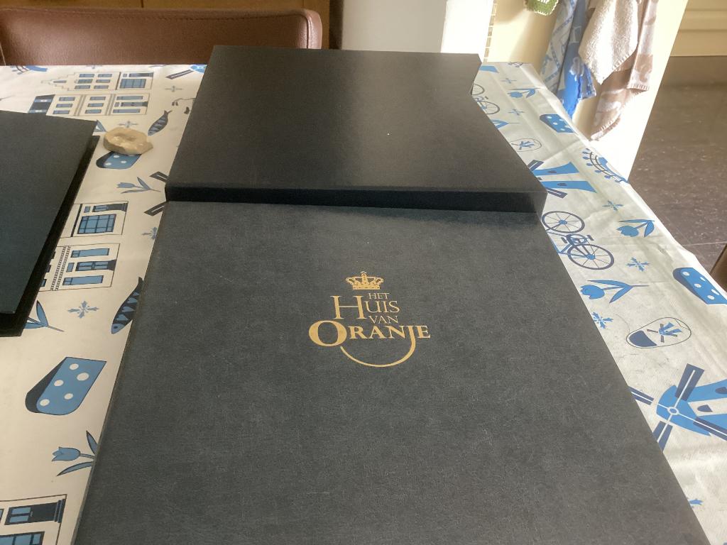 Album Oranje Album met 36 fdc en 2 vellen en 6zegels en niet, Postzegels en Munten, Postzegels | Eerstedagenveloppen, Ophalen