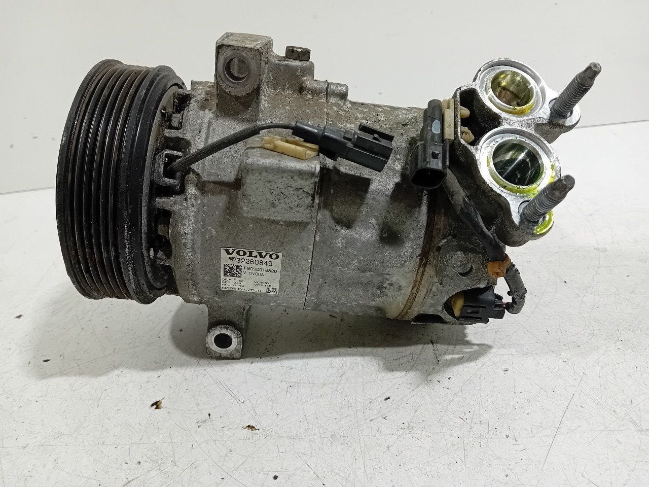 Airco pomp Volvo V60, Onderdelen@venauto.nl, Van der Ven Autorecycling B.V., Gebruikt, Ettenseweg 76, 4706 PB Roosendaal, The Netherlands