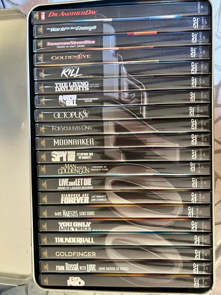 James Bond DVD Boxset - 20 films in blikken doos, Cd's en Dvd's, Ophalen of Verzenden, Gebruikt, Actie