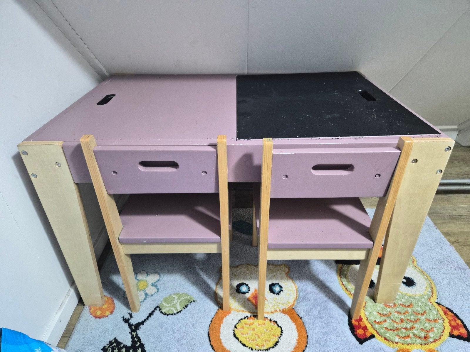 Kindertafeltje met stoeltjes en opbergruimte, Ophalen, Tafel(s) en Stoel(en)