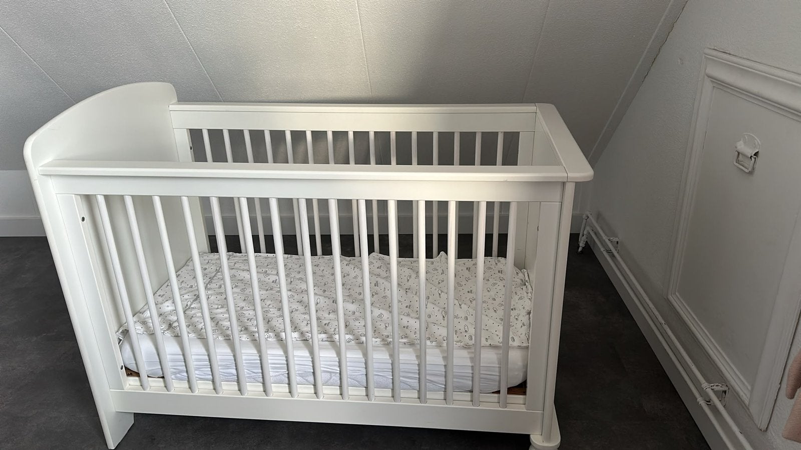 Ledikantje baby, Ophalen, Zo goed als nieuw, Ledikant