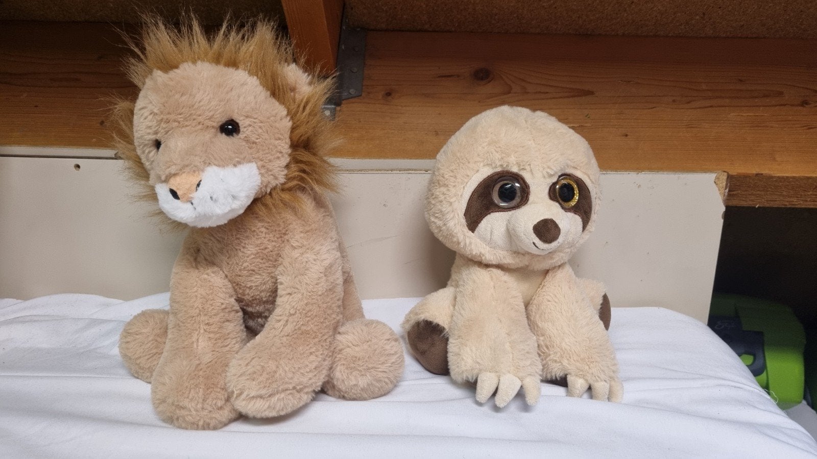 Leuke knuffels: Leeuw en Luiaard, Gebruikt, Ophalen of Verzenden, Middelgroot (20 tot 80 cm), Leeuw