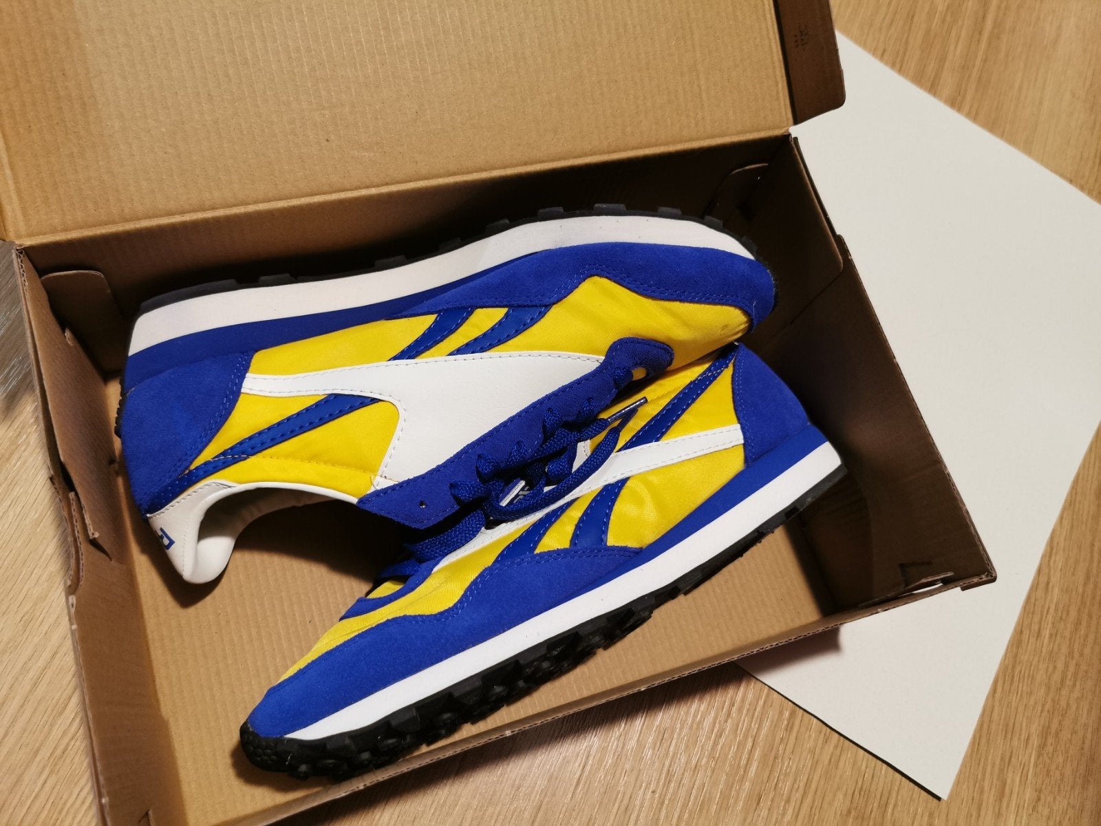 Reebok AZ II Sneakers - Blauw/Geel/Wit - Maat 44, Ophalen of Verzenden, Zo goed als nieuw, Blauw