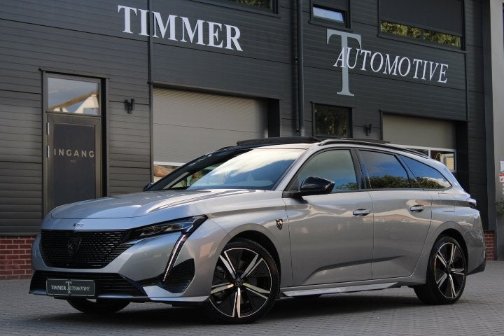 Peugeot 308 SW 1.6 Plug-in Hybrid 225 GT - Panoramadak - 360, 77 km/l, Gebruikt, 4 cilinders, Leder en Stof