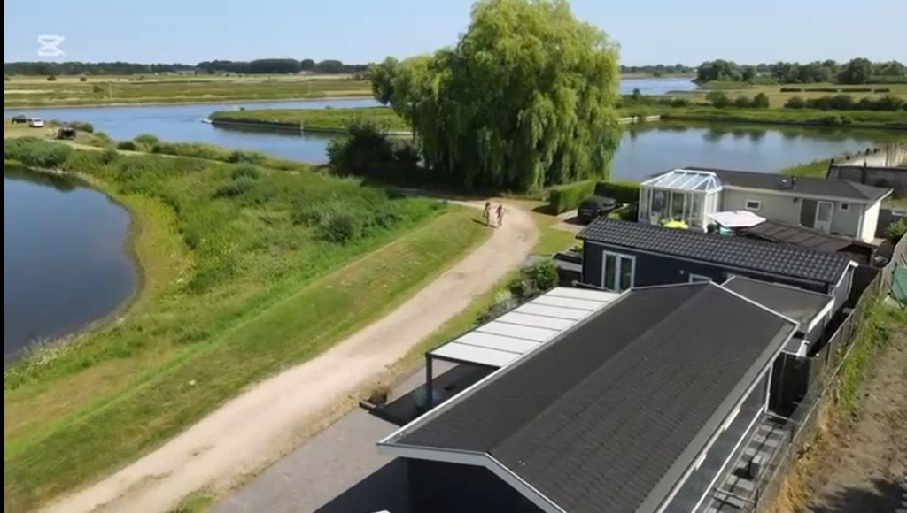 Chalet B3 te koop, uitzicht op de IJssel A-locatie, Terwolde, Huizen en Kamers, Recreatiewoningen te koop, Gelderland, 2 slaapkamers