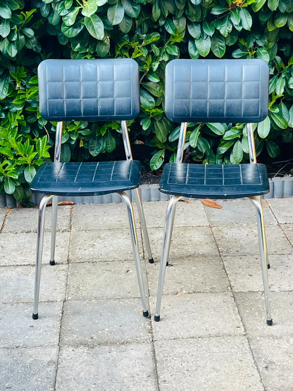 Twee Retro Soudexvinyl Stoelen Skai Leder Zwart,, Huis en Inrichting, Ophalen of Verzenden, Gebruikt, Zwart, Twee