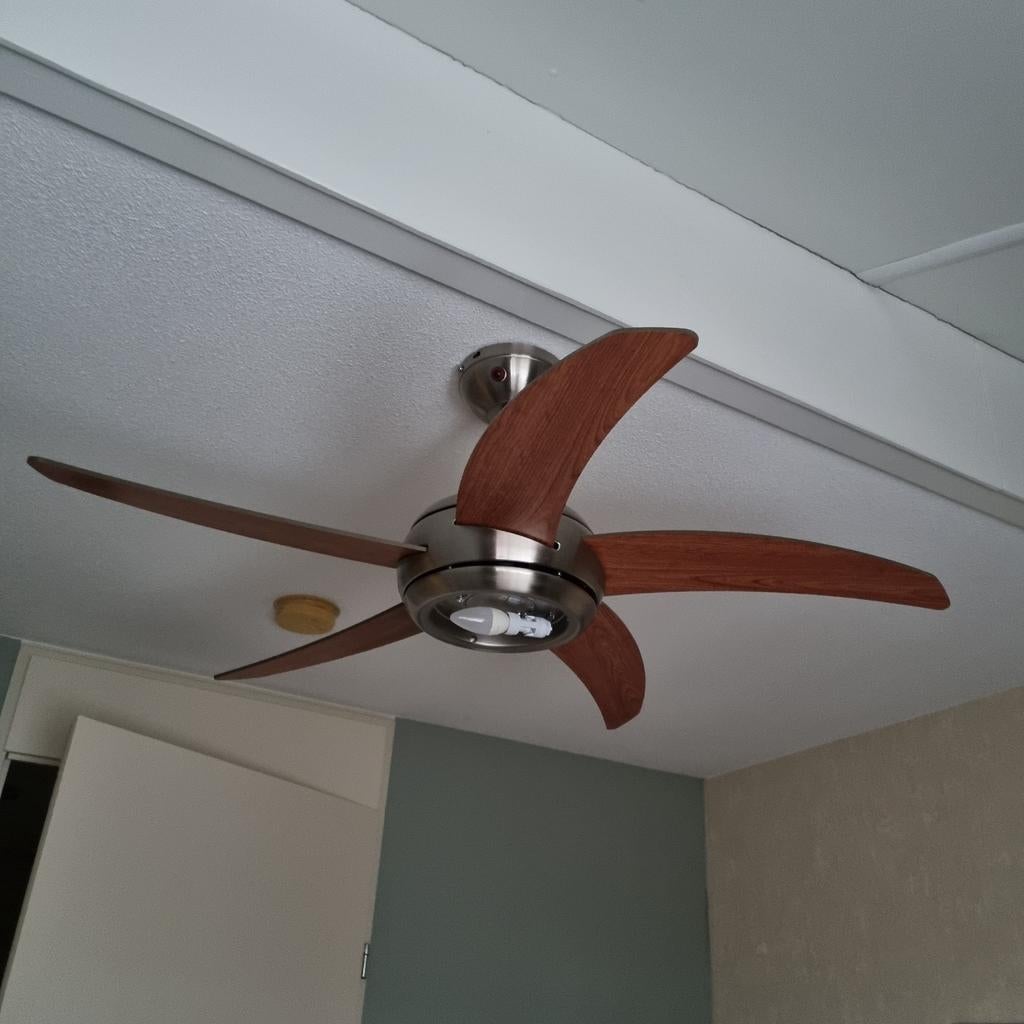 Plafondventilator, Witgoed en Apparatuur, Ventilatoren, Ophalen, Ventilator met afstandsbediening, Zo goed als nieuw, Plafondventilator