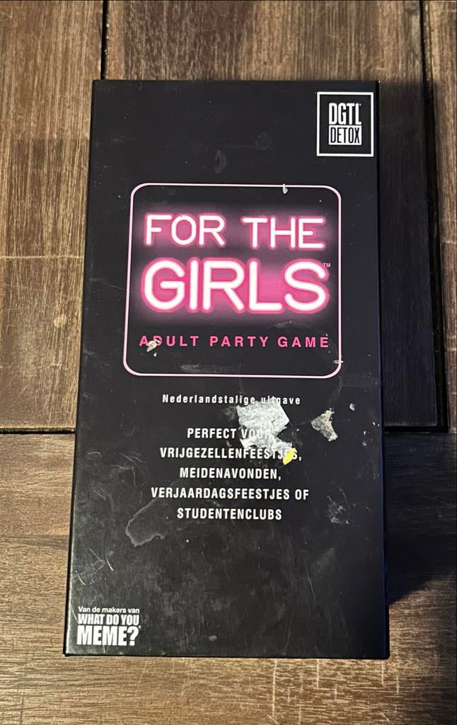 For The Girls - Adult Party Game (Nederlandstalig), Drie of vier spelers, Ophalen of Verzenden, Zo goed als nieuw