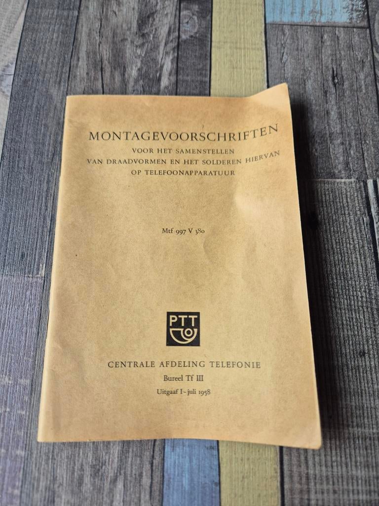 Ptt montage voorschriften, Boeken, Ophalen of Verzenden, Zo goed als nieuw, Installatietechniek, Centrale afdeling telefonie