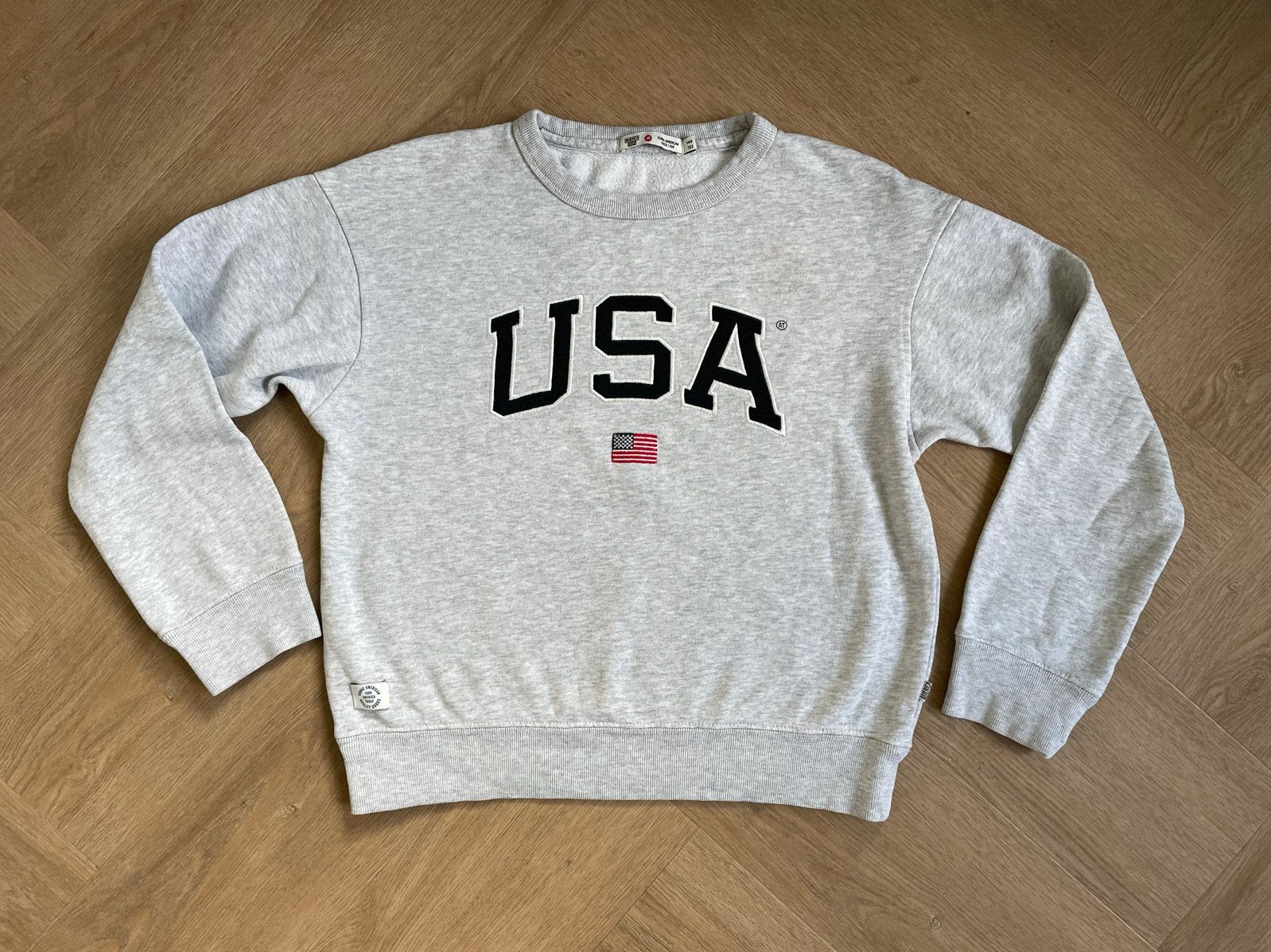 America Today Grijze USA sweater maat 158, Verzenden, Zo goed als nieuw, Jongen of Meisje, Trui of Vest