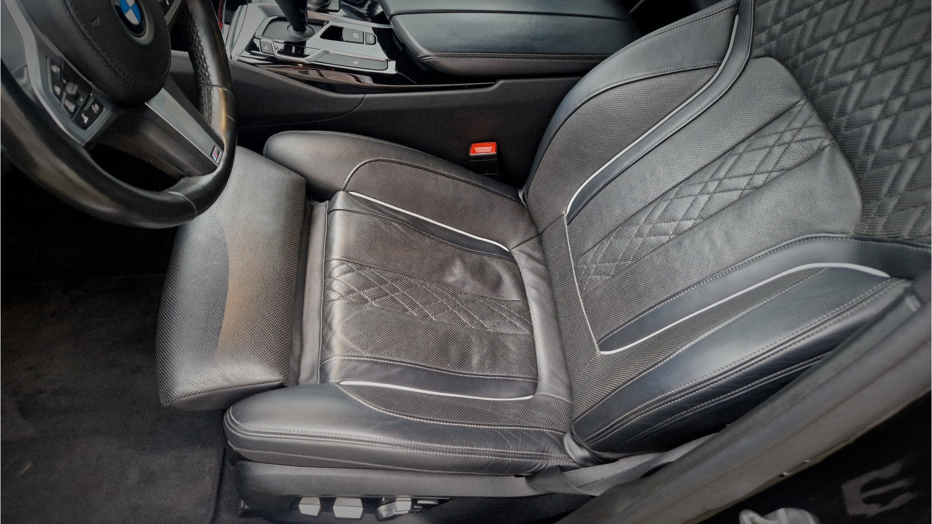 BMW 5 Serie Touring 520d High Executive ACC / M-Pakket / Vir, Auto's, Euro 6, Zwart, Diesel, Autotrust