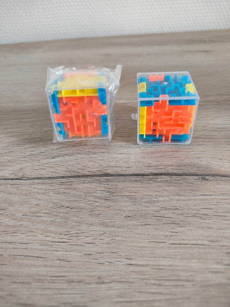 3D kubus doolhof, Ophalen of Verzenden, Zo goed als nieuw, Jongen of Meisje