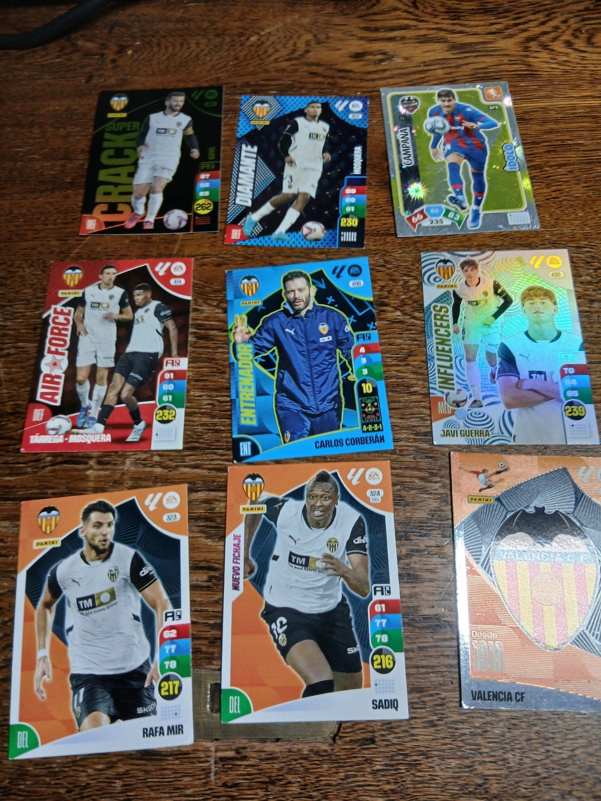 Panini Adrenalyn XL La Liga 2023-24 Voetbalkaartjes, Ophalen of Verzenden, Zo goed als nieuw, Buitenlandse clubs, Spelerskaart