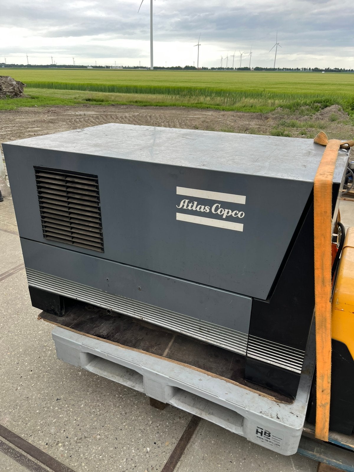 Geluidgedempte compressor atlas copco LE9, Ophalen, Gebruikt
