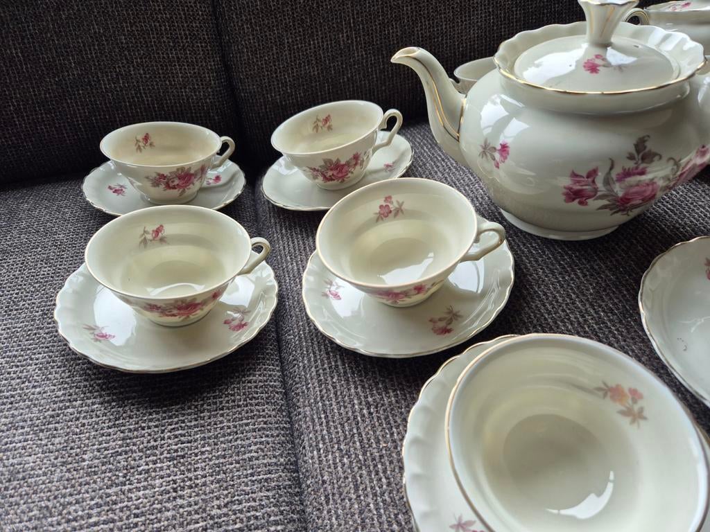Mosa Maastricht Oud Servies - Theeservies met roosjes, Antiek en Kunst, Antiek | Servies compleet, Ophalen of Verzenden