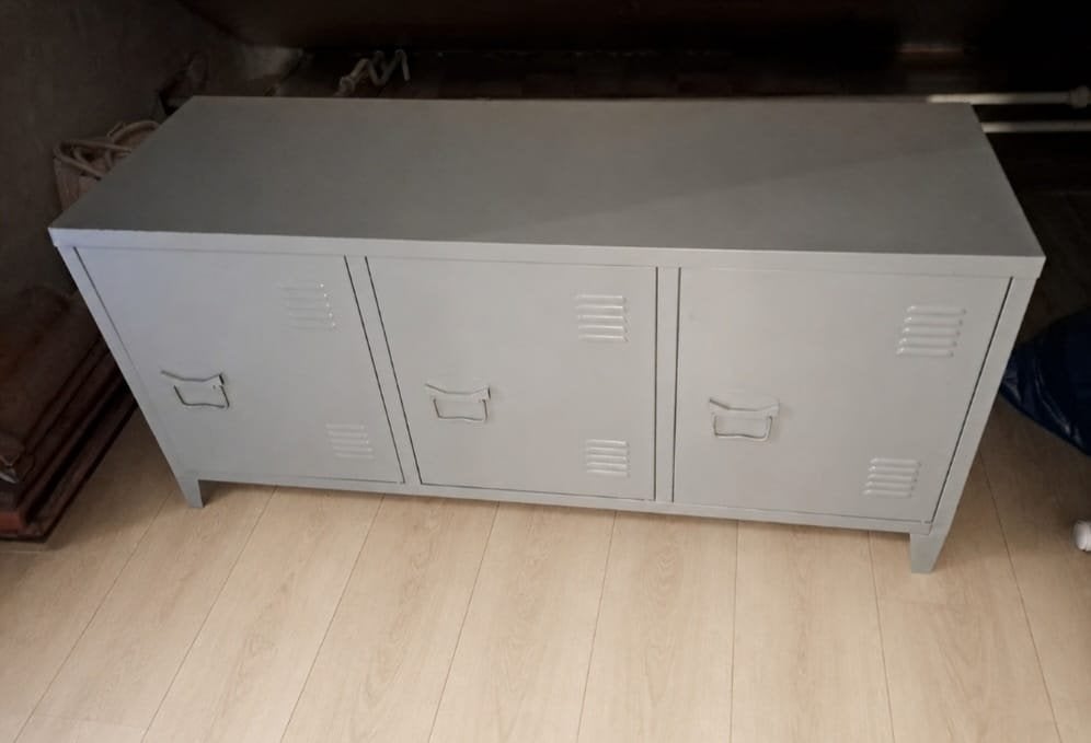 TV kast metaal industrieel look, Huis en Inrichting, Kasten | Televisiemeubels, Ophalen, 100 tot 150 cm, Zo goed als nieuw, Minder dan 100 cm