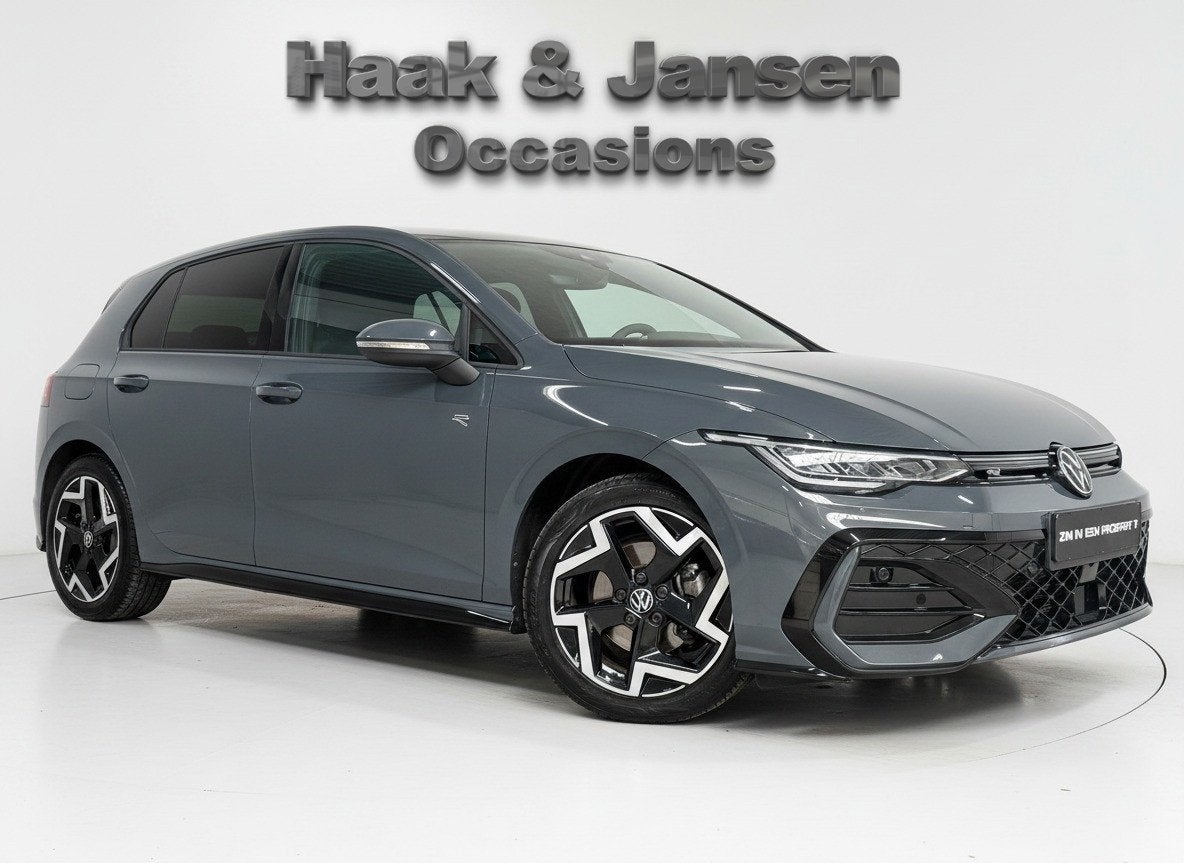 Volkswagen GOLF 1.5 eTSI R-Line Edition - ACC - Lane - Camer, Stof, 4 cilinders, 150 pk, Bedrijf