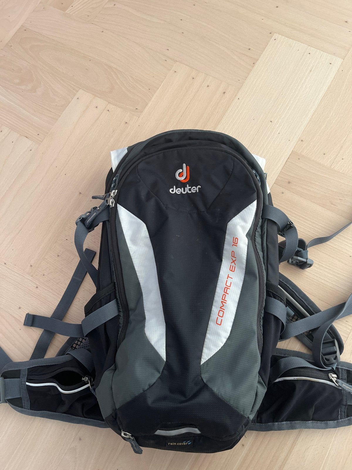 Deuter Compact EXP 16 Rugzak - Ideaal voor Trekking, Sieraden, Tassen en Uiterlijk, Overige merken, Gebruikt, 25 tot 40 cm, Ophalen of Verzenden