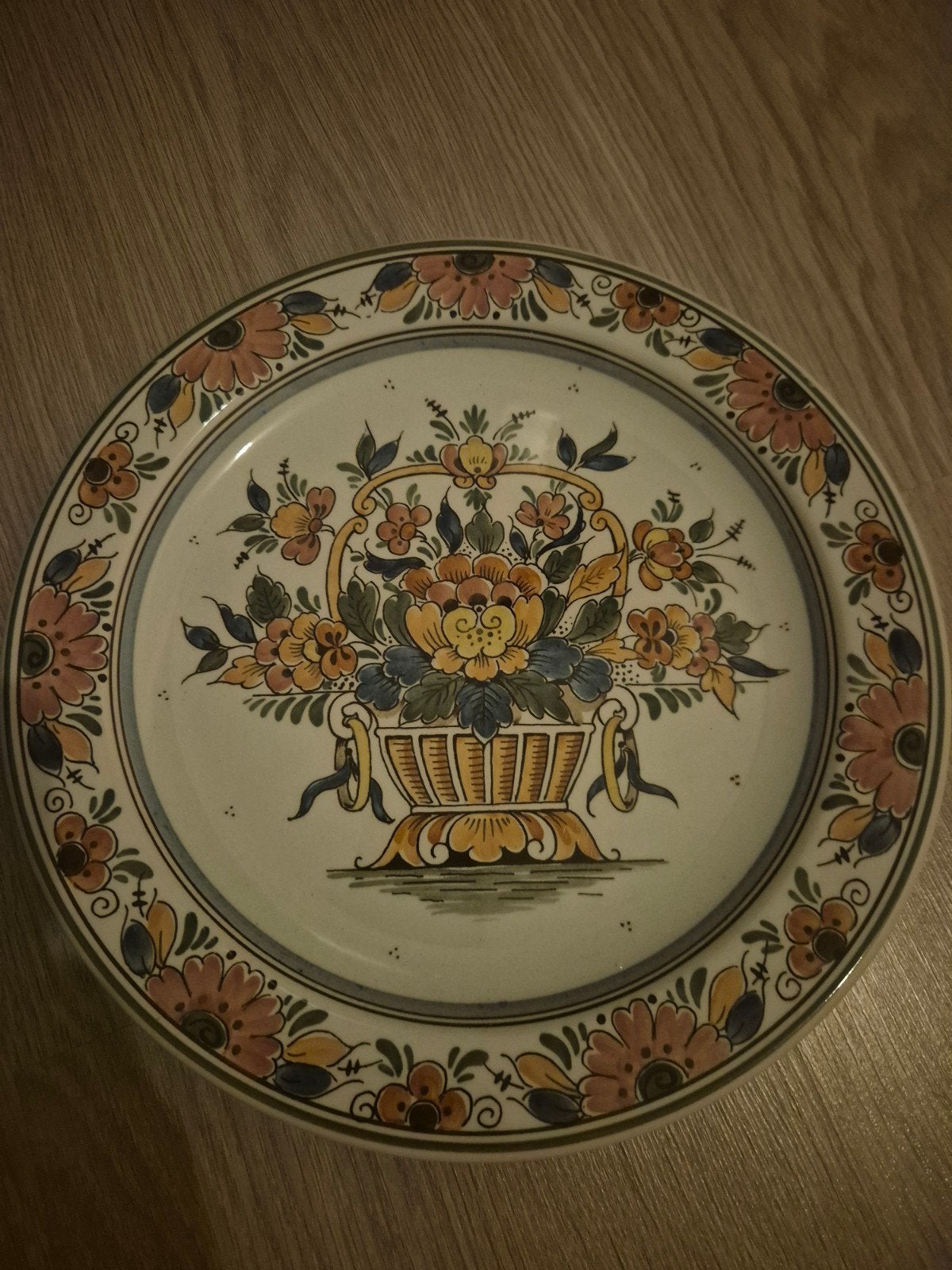 Vintage Royal Goedewaagen Delfts polychroom bord, Ophalen of Verzenden
