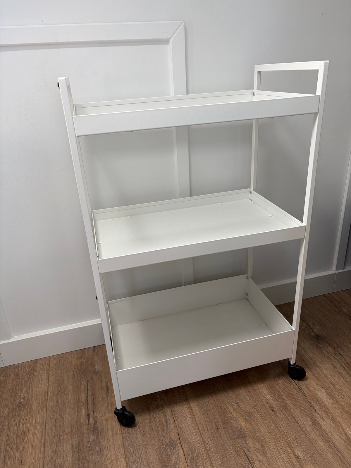 Ikea witte roltafel/serveerwagen - zo goed als nieuw, Huis en Inrichting, Kasten | Stellingkasten, Zo goed als nieuw, Ophalen