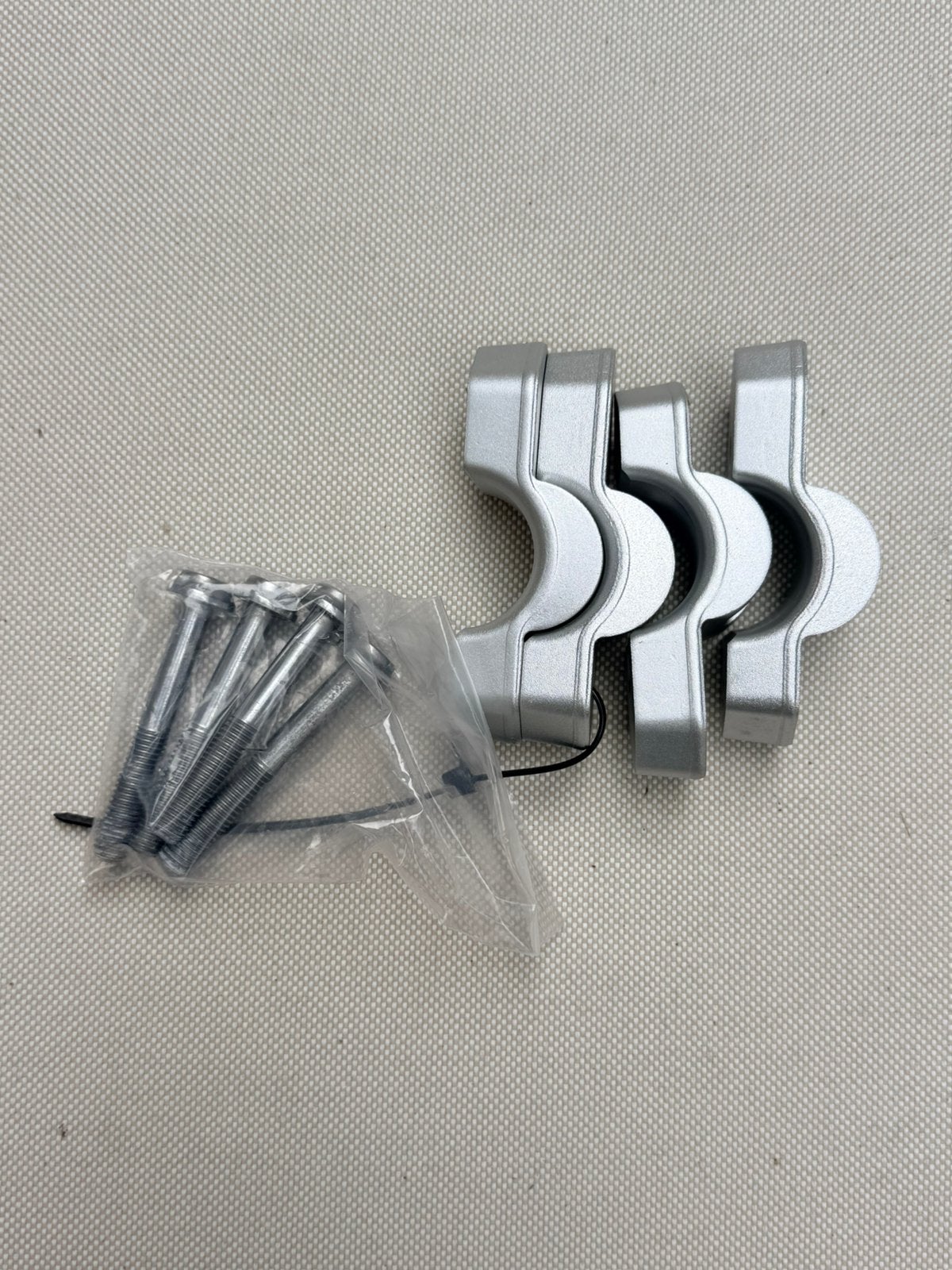 BMW Handlebar Riser Set - R1300GS, Ophalen of Verzenden, Zo goed als nieuw
