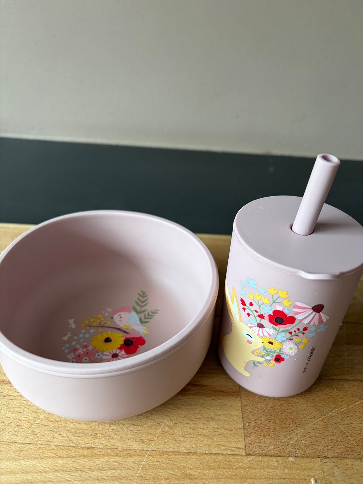 Label’tour kommetje, lepel en beker met rietje, Ophalen of Verzenden, Zo goed als nieuw