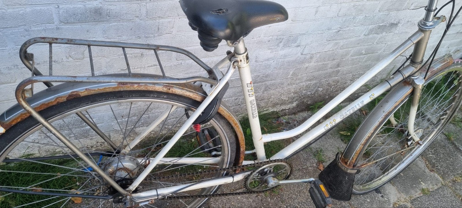 Gratis:Gazelle damesfiets - Opknapper, Fietsen en Brommers, Fietsen | Dames | Damesfietsen, Ophalen, Gazelle, Trommelrem, 53 tot 56 cm