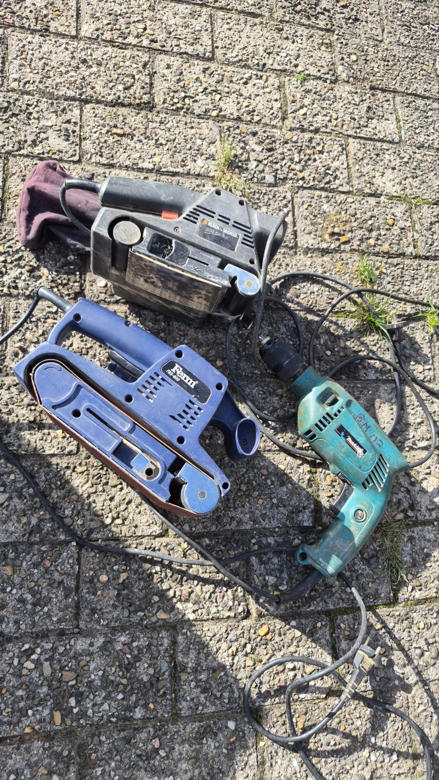 Oud gereedschap: 2 schuurmachines en een boormachine, Ophalen of Verzenden