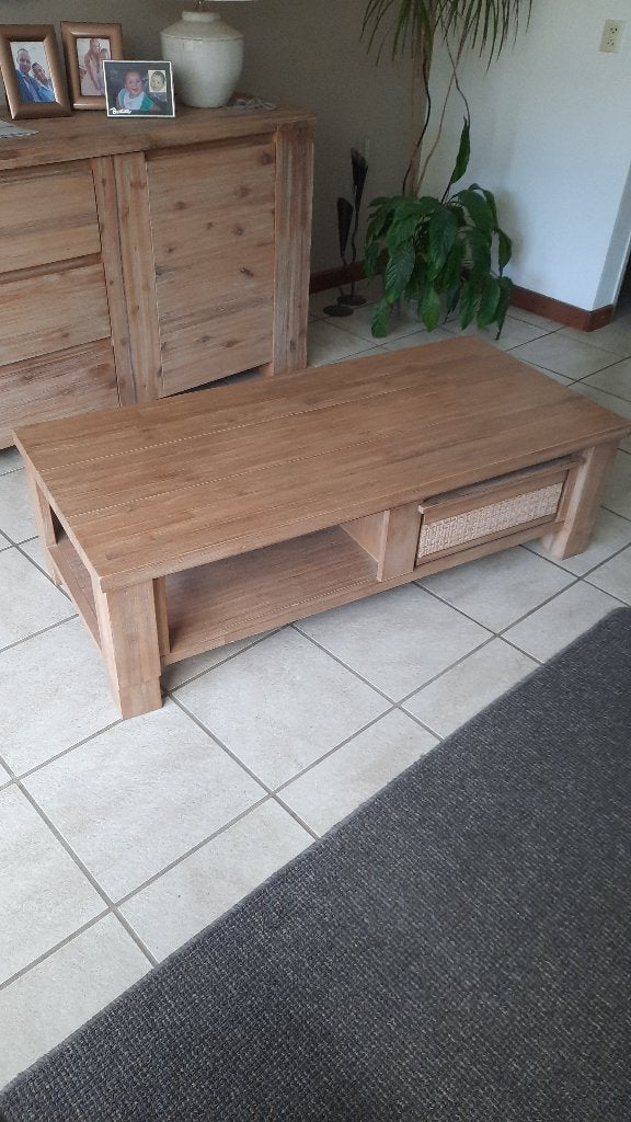 Nette Acacia rechthoekige salontafel, Ophalen, Gebruikt, 100 tot 150 cm, 50 tot 100 cm