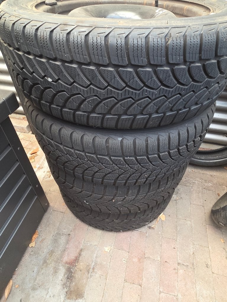 4 winterbanden voor Citroen C3 (4 x 108 steek), Auto-onderdelen, Ophalen, Gebruikt, 16 inch, Banden en Velgen