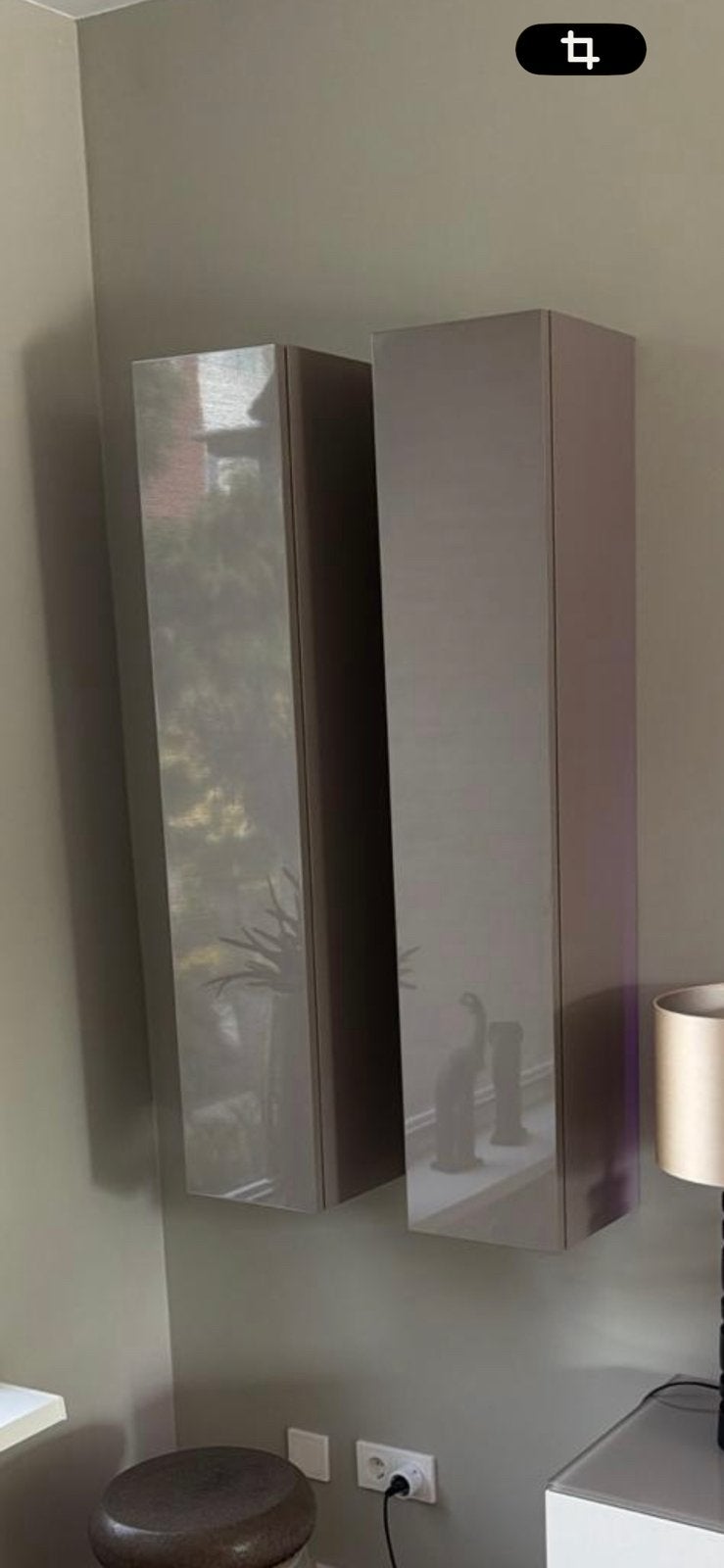Karat hangkasten Taupe, Ophalen