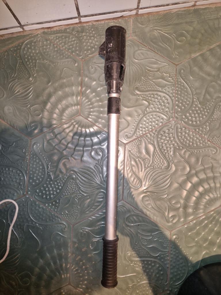 Helmstok verlenging, Ophalen