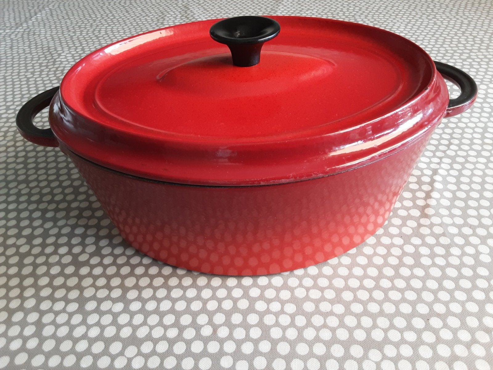 Gietijzeren braadpan ovaal 29 cm rood   Made in  France, Gebruikt, Ophalen of Verzenden, Met deksel, Braadpan