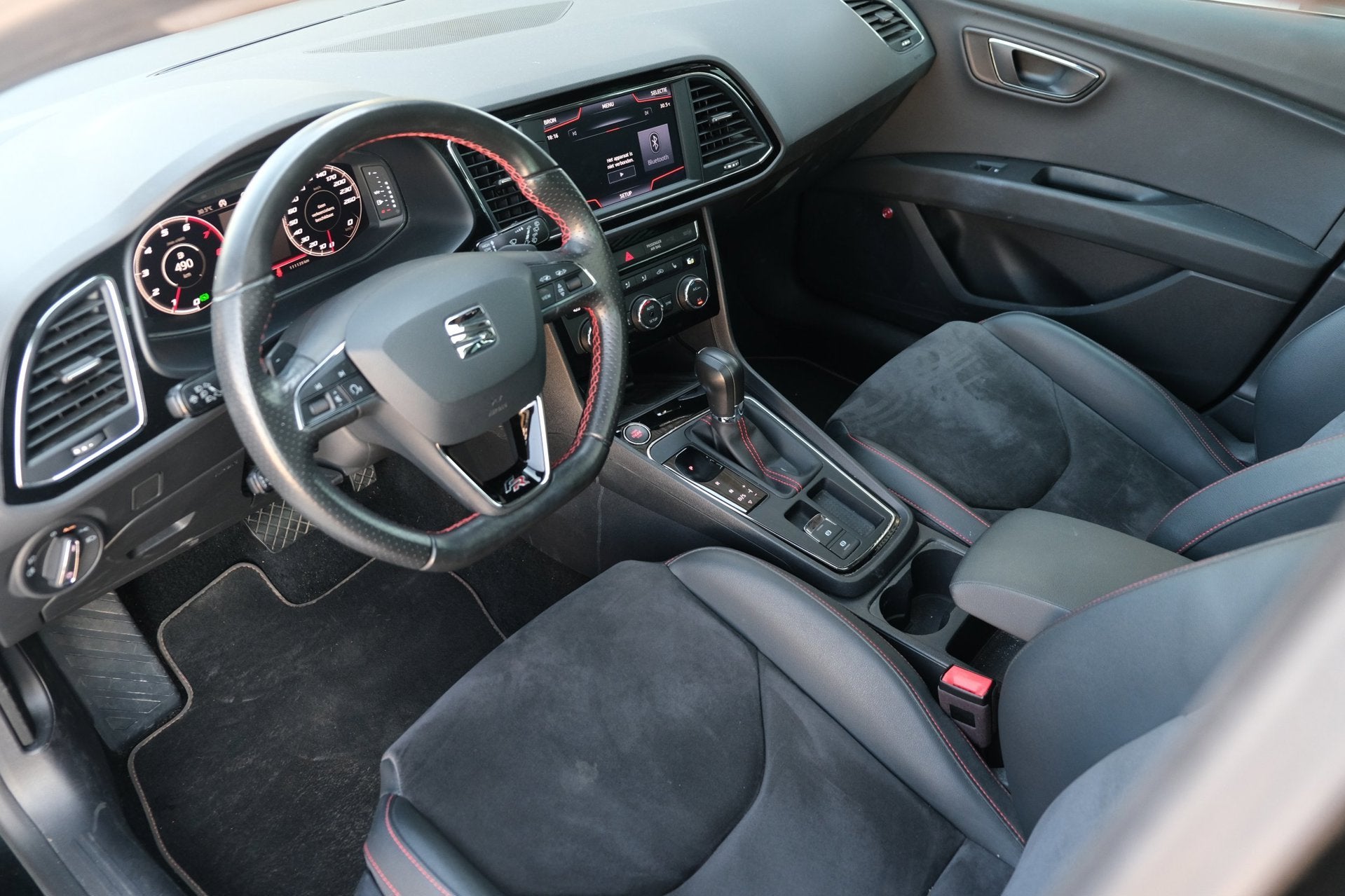 Seat Leon ST 1.5 TSI FR 150PK DSG Black Matt Edition Pano Le, Zwart, 4 cilinders, Leon, Zwart