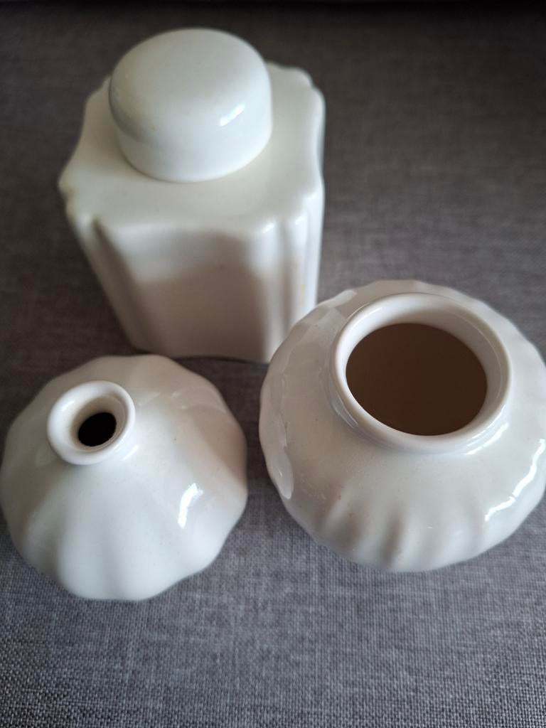 Zenith Set van 3 Crèmekleurige Keramische Potjes/Vaasjes, Antiek en Kunst, Ophalen