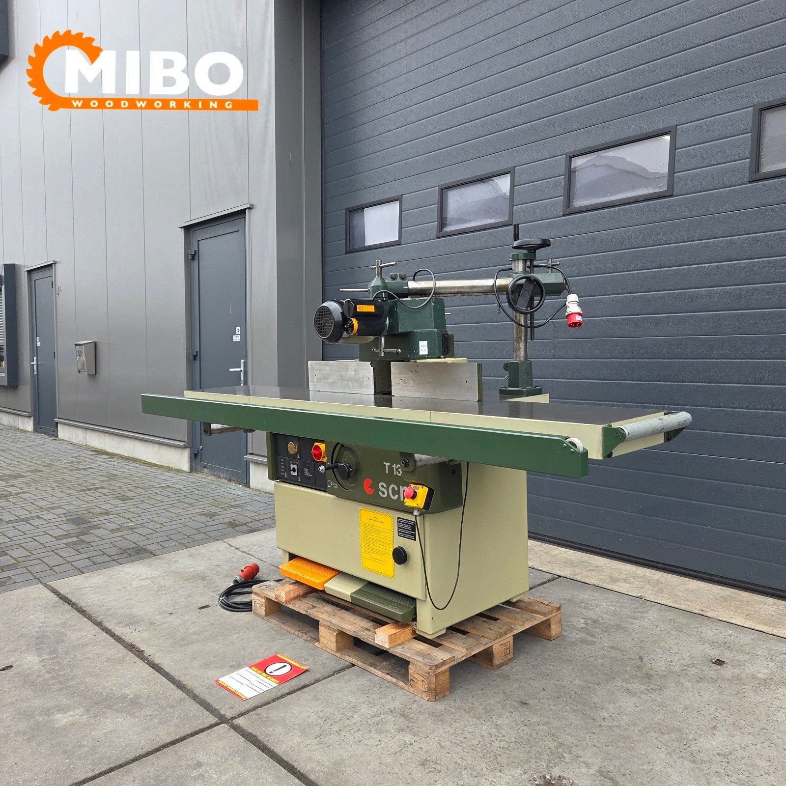 SCM T130 Freesmachine As 30mm ** Tafelfrees SCM
