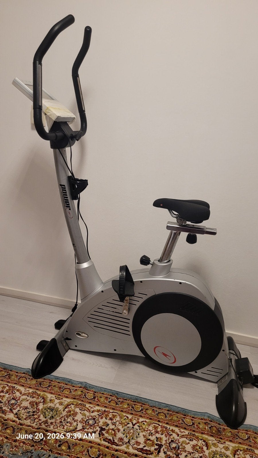 Hometrainer - Power - Ideaal voor thuisworkouts, Ophalen, Gebruikt