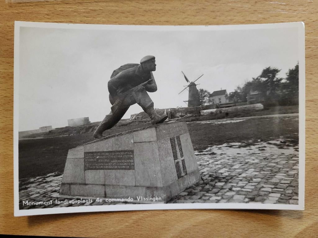 ansicht Vlissingen landingsplaats WO2 oorlog militair leger, Verzamelen, Ansichtkaarten | Nederland, Ophalen of Verzenden, 1940 tot 1960