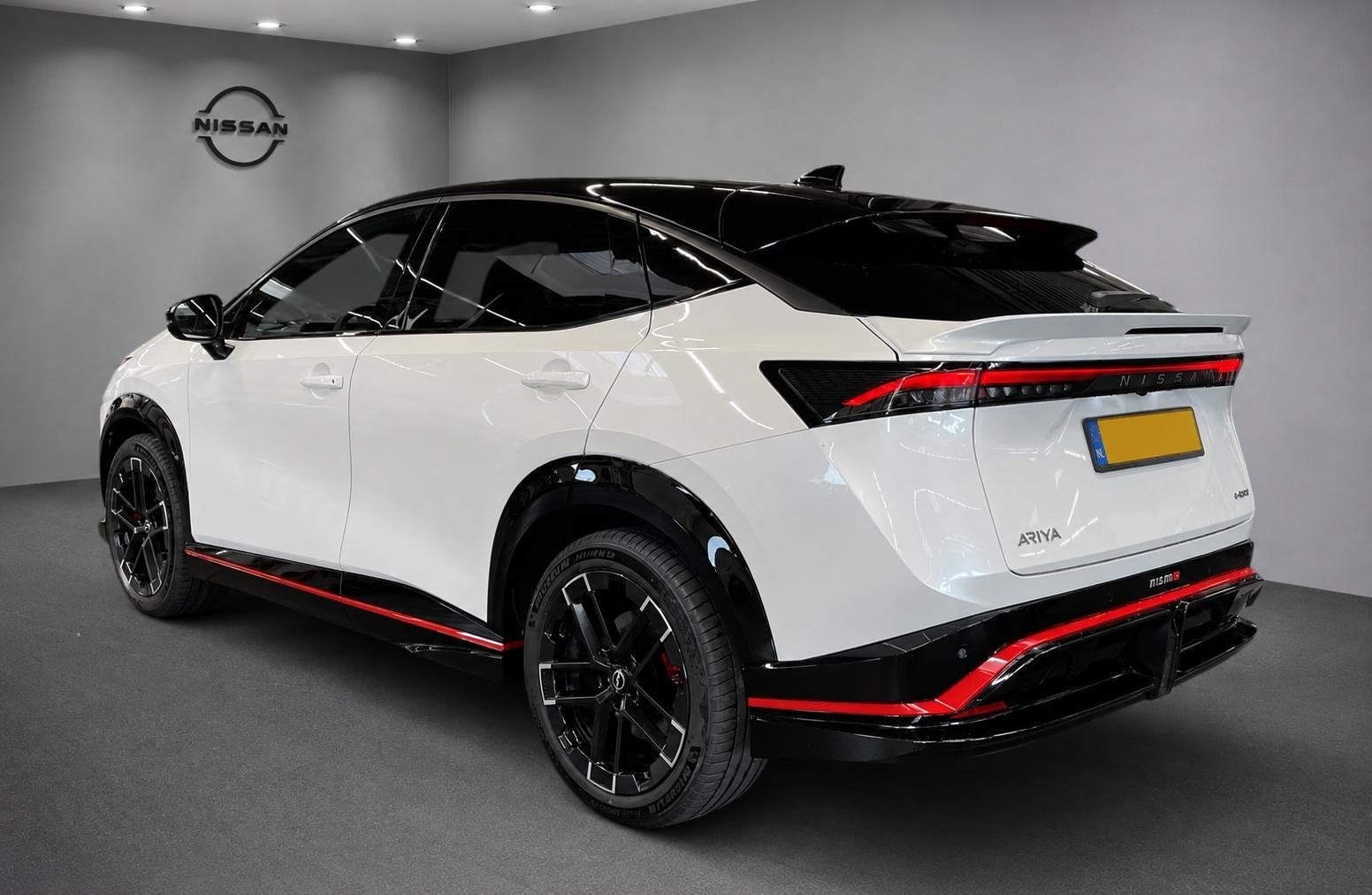 Nissan Ariya e-4ORCE NISMO 91 kWh *Nieuwe auto*, Auto's, Nissan, Automaat, 12 maanden, Gebruikt, 2084 kg