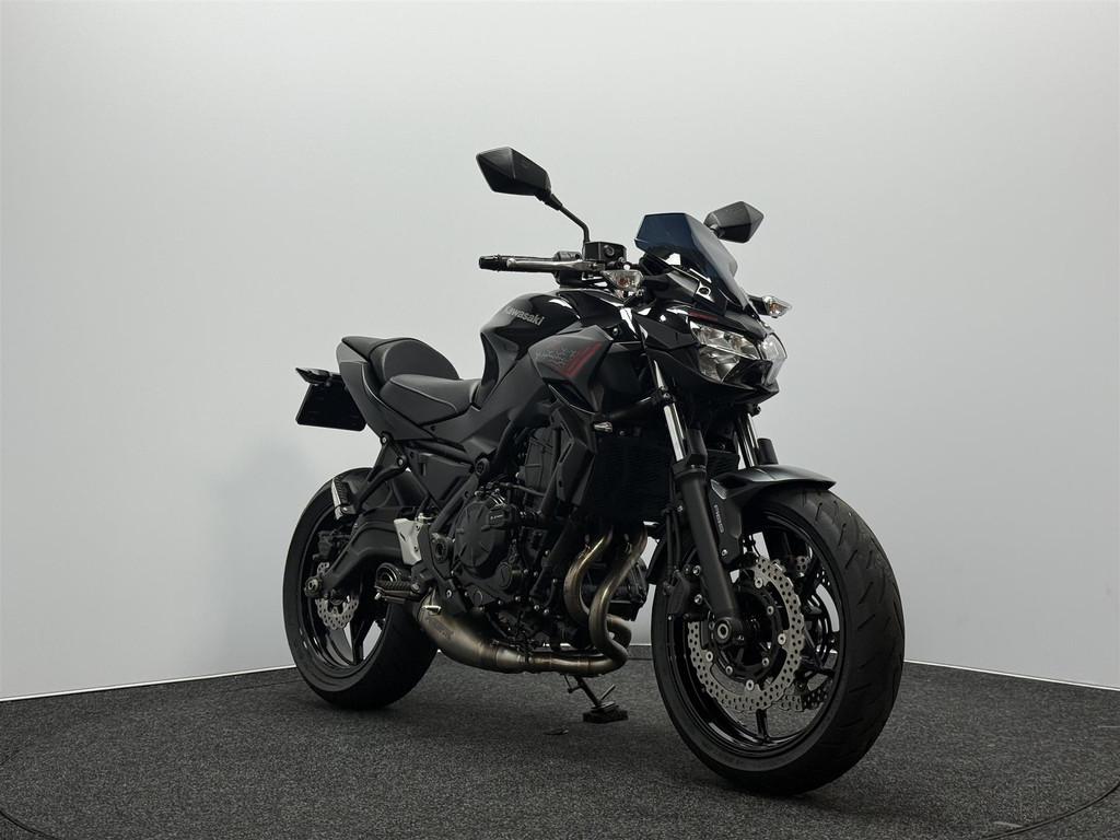 Kawasaki Z650 ABS, LED Verlichting, 649 cc, Bedrijf, 12 t/m 35 kW